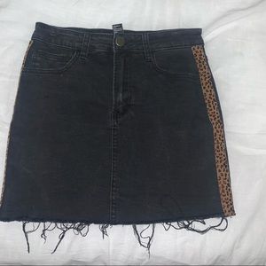 Forever 21 black denim mini skirt